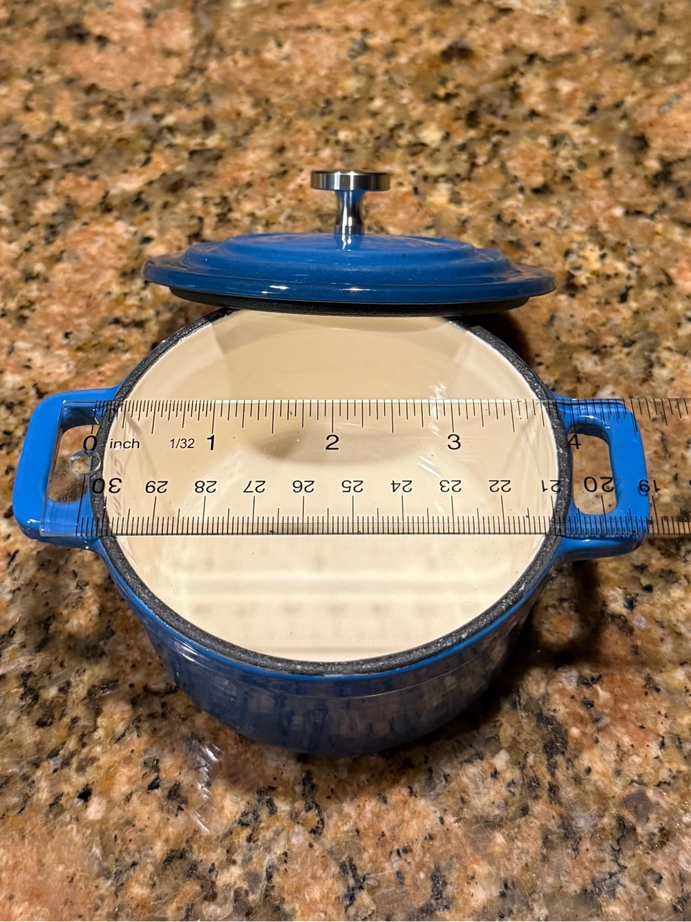 Mini Enameled Cast Iron Dutch Oven/Cocotte - Picture 4 of 7